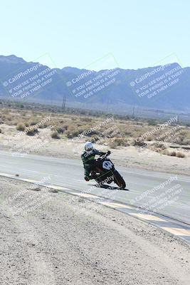 media/Dec-01-2025-Moto Forza (Mon) [[2daa91e15f]]/3-Beginner Group/Session 3 (Turn 16 Inside)/